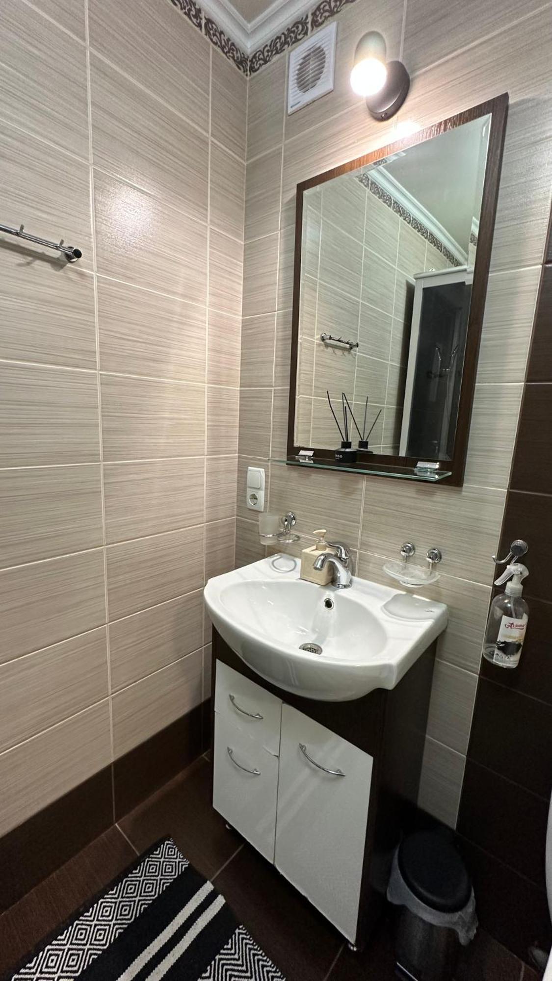 Apartment On Nauki Avenue 102 Dnipro Exterior foto